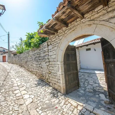 Kalaja מלון בראט