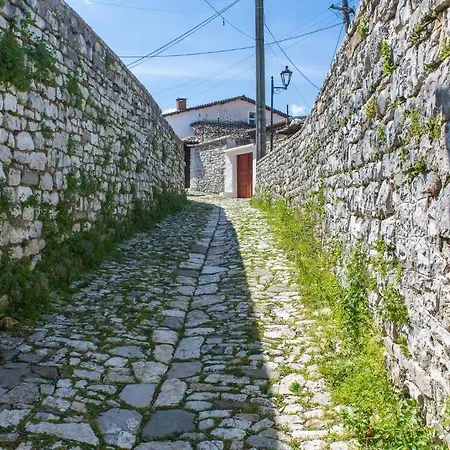 Kalaja 호텔 베라트